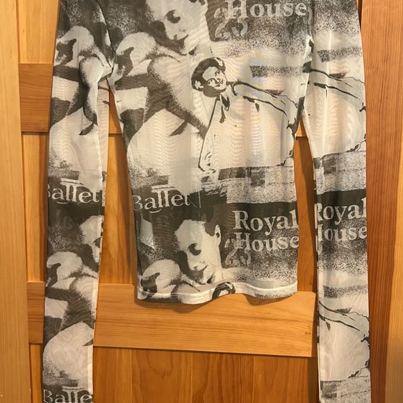 Open YY Khaki ballerina long sleeve - Picture 2 of 2